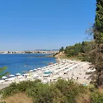 Апартамент Sunny Houm *